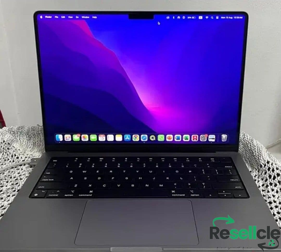 Apple MacBook m2 pro