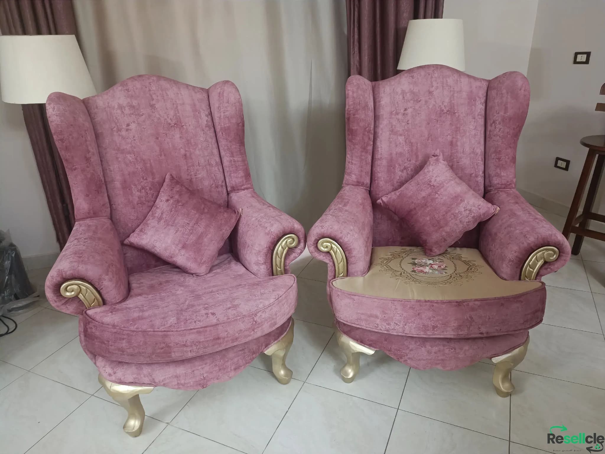 عفش عروسه شهرين كرسيين جانبيين مغلفين