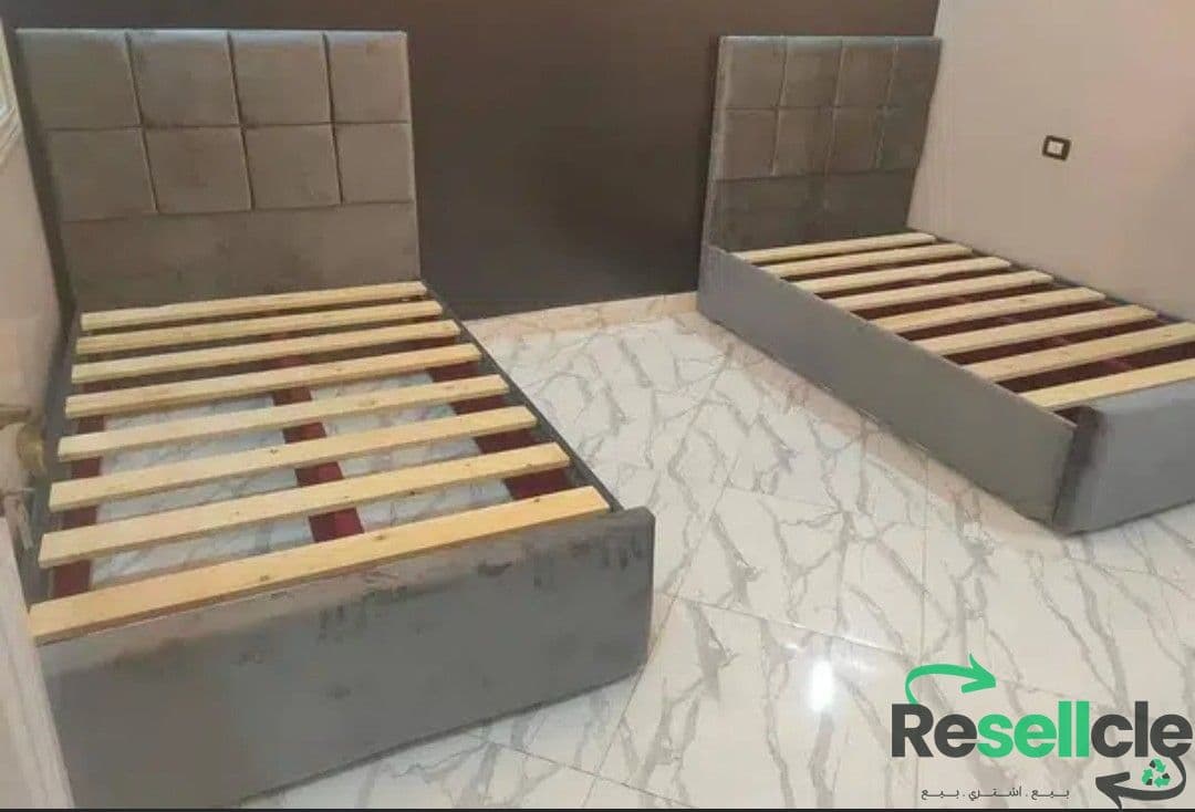 معرض القمة للأثاث بيقدملك السرير الكابتونية بجودة عالية